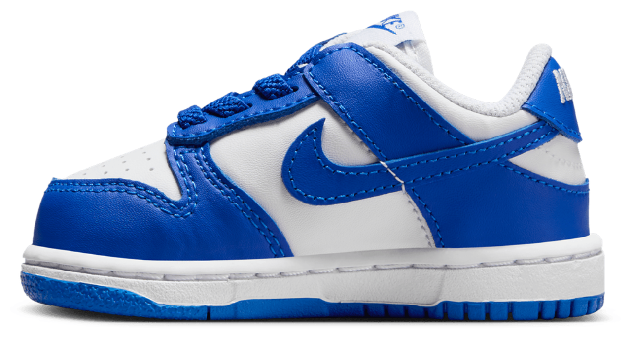 Nike Dunk Low  Image 2 of 7. Tap to open photo gallery.