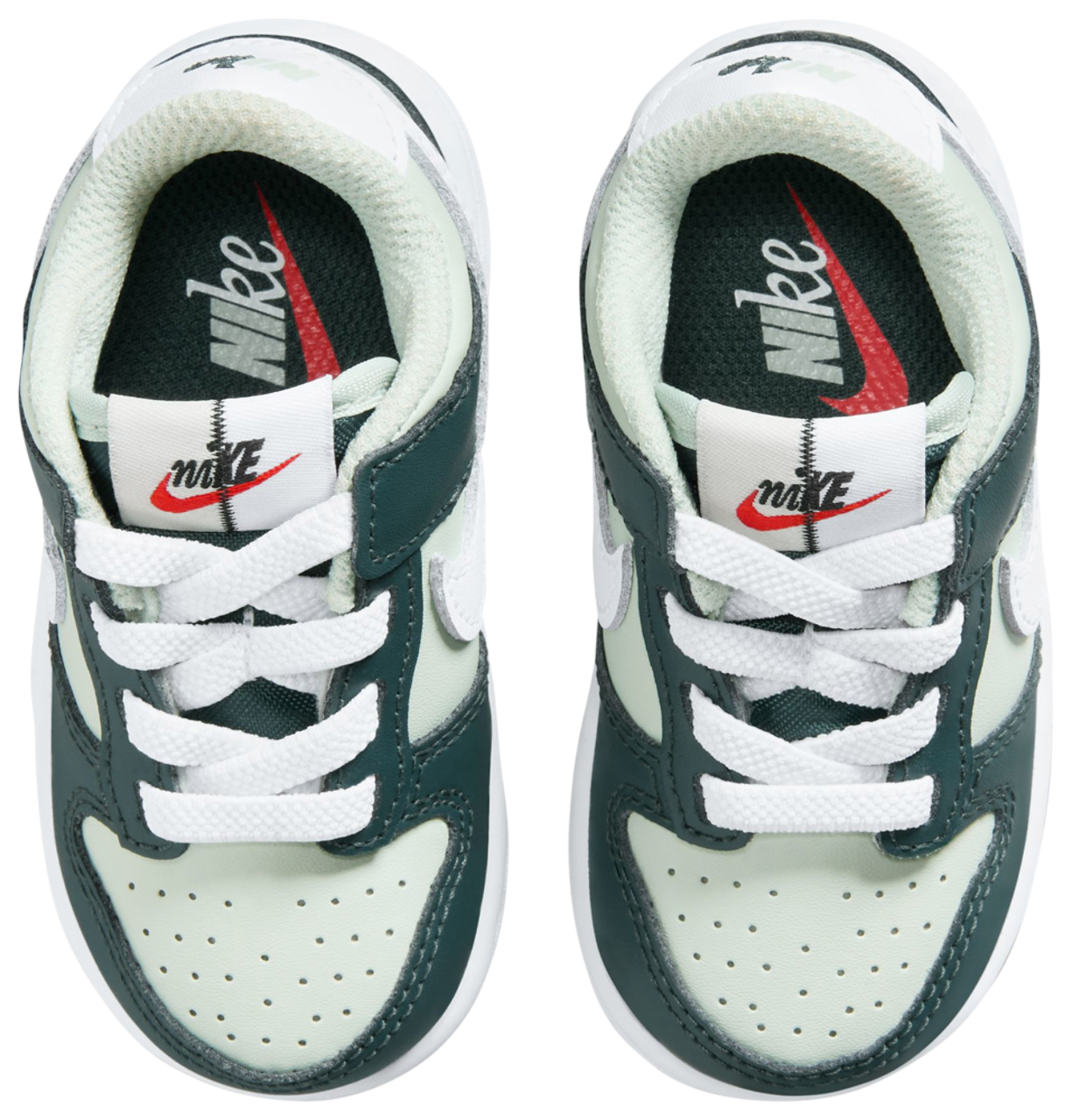 Nike Dunk Low Image 4 of 5. Tap to open photo gallery.