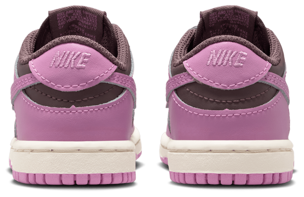Nike Dunk Low Image 3 of 7. Tap to open photo gallery.
