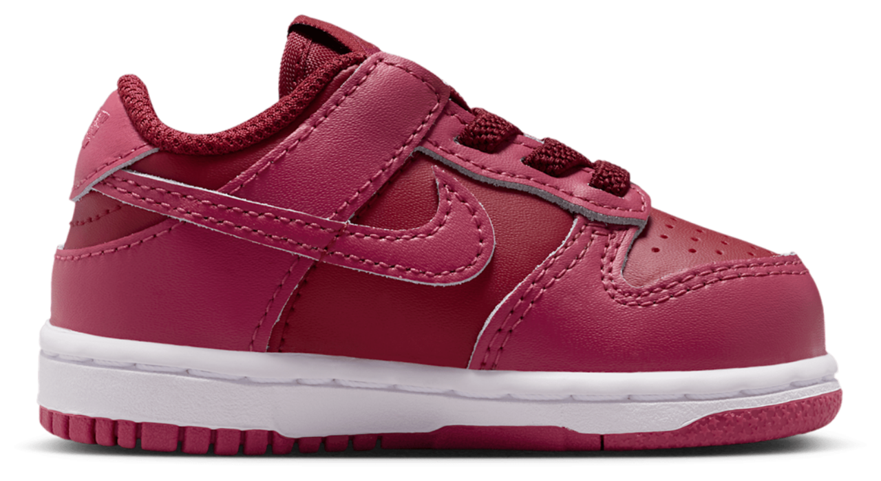 Nike Dunk Low  Image 1 of 5. Tap to open photo gallery.