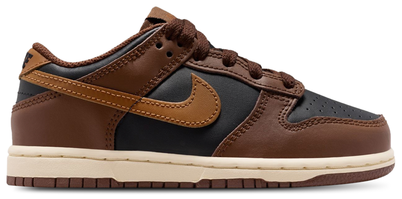 Nike Dunk Low Image 1 of 5. Tap to open photo gallery.