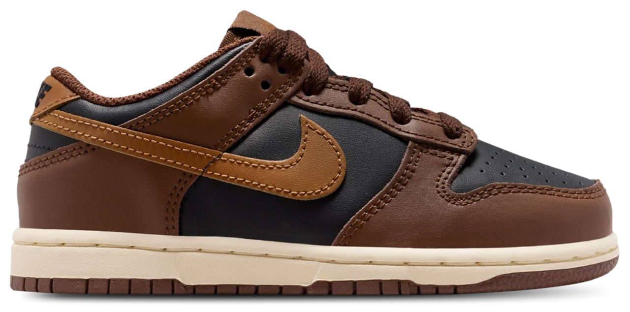 Nike Dunk Low Image 1 of 5. Tap to open photo gallery.