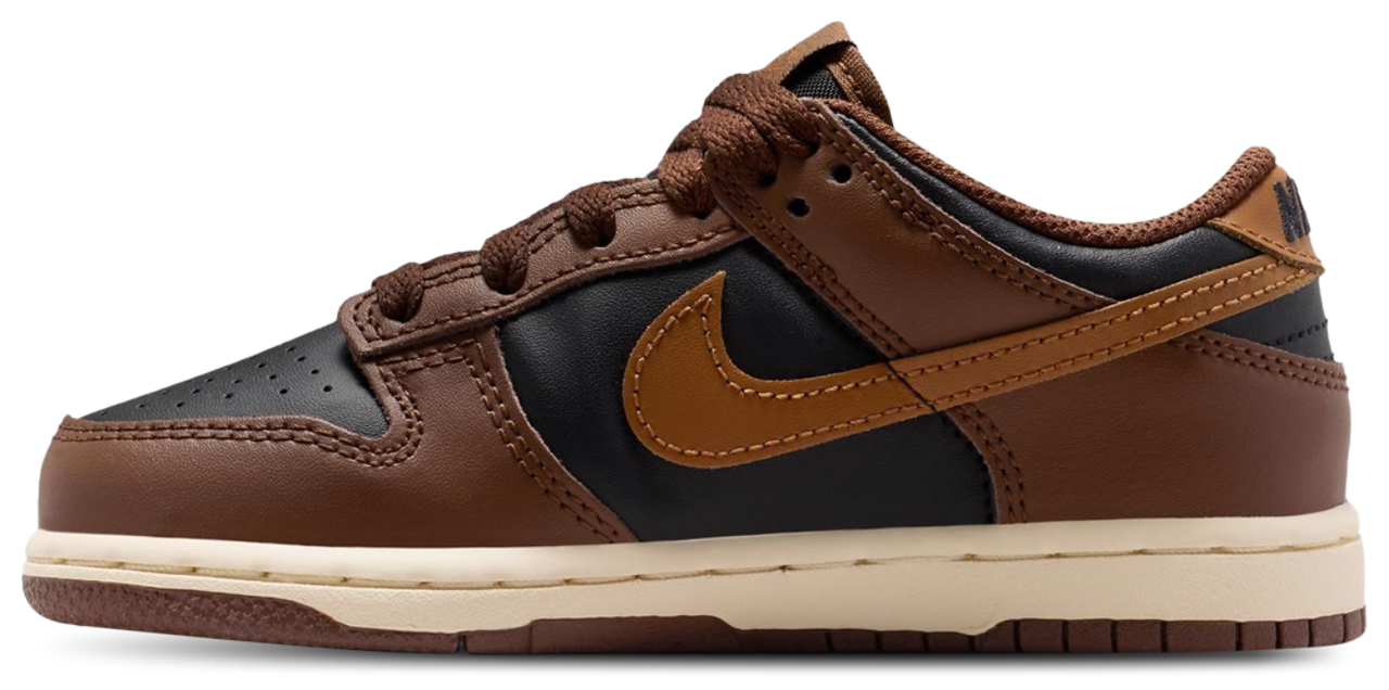 Nike Dunk Low Image 2 of 5. Tap to open photo gallery.