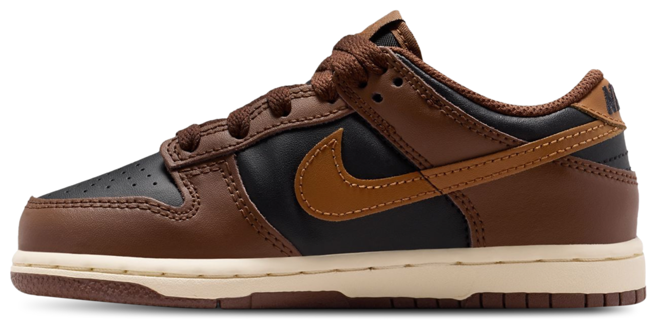 Nike Dunk Low Image 2 of 5. Tap to open photo gallery.