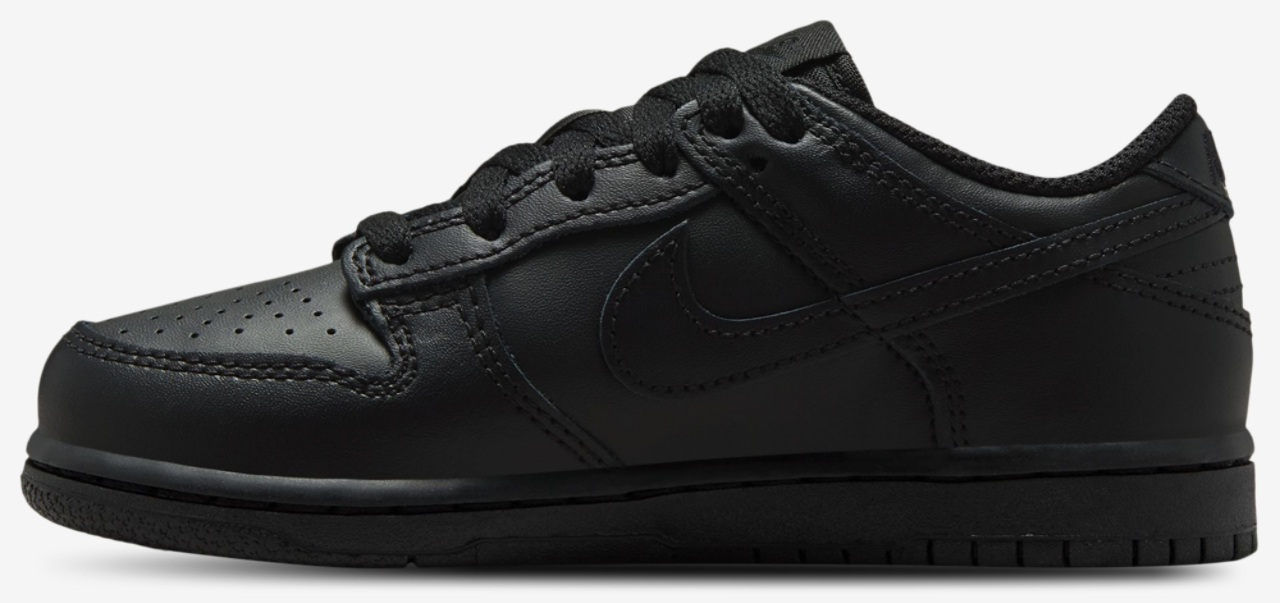 Nike Dunk Low Image 2 of 5. Tap to open photo gallery.