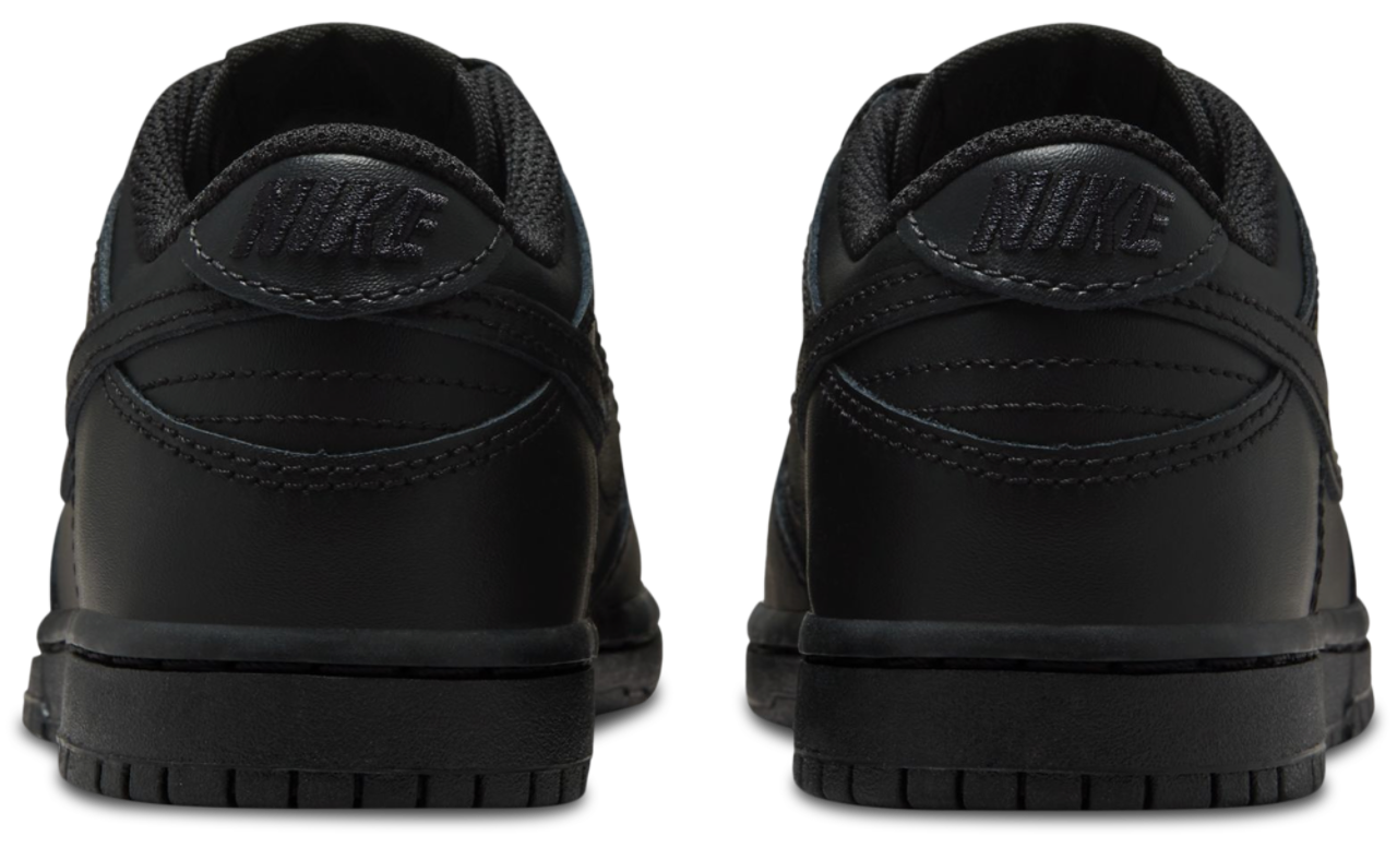 Nike Dunk Low Image 3 of 5. Tap to open photo gallery.