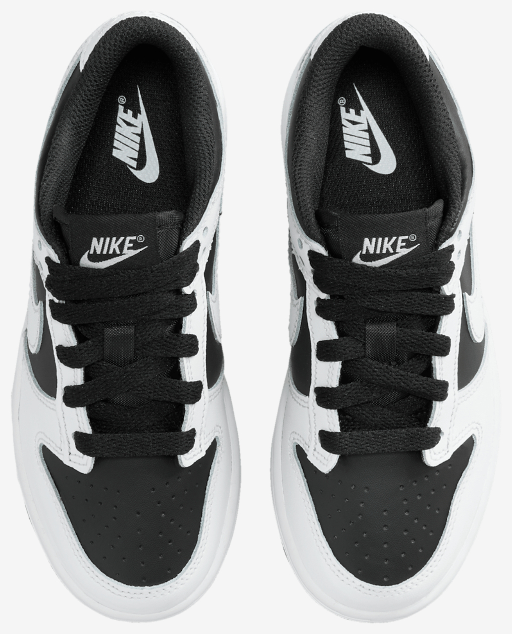 Nike Dunk Low Image 4 of 5. Tap to open photo gallery.
