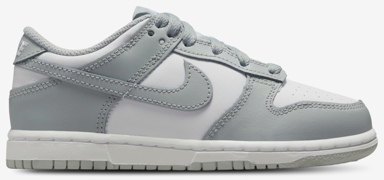 Nike Dunk Low Image 1 of 5. Tap to open photo gallery.