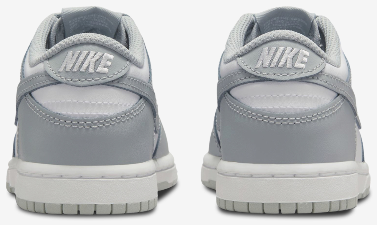 Nike Dunk Low Image 3 of 5. Tap to open photo gallery.