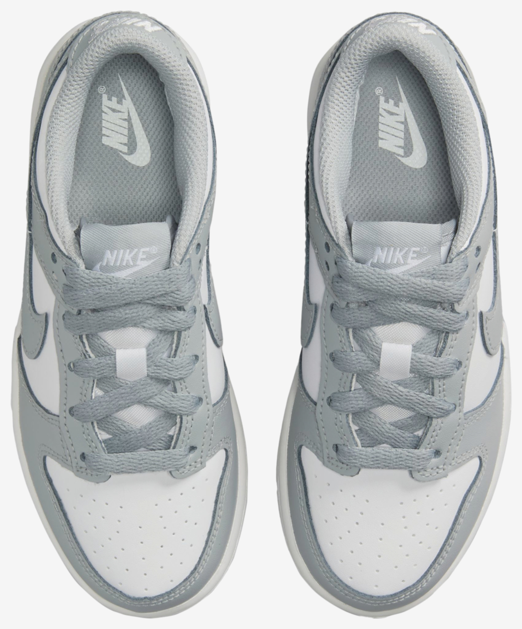 Nike Dunk Low Image 4 of 5. Tap to open photo gallery.