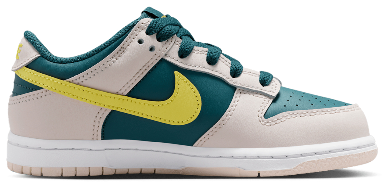 Nike Dunk Low Image 1 of 8. Tap to open photo gallery.