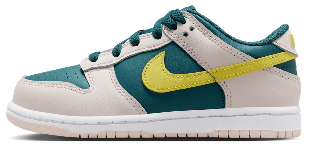 Nike Dunk Low Image 2 of 8. Tap to open photo gallery.
