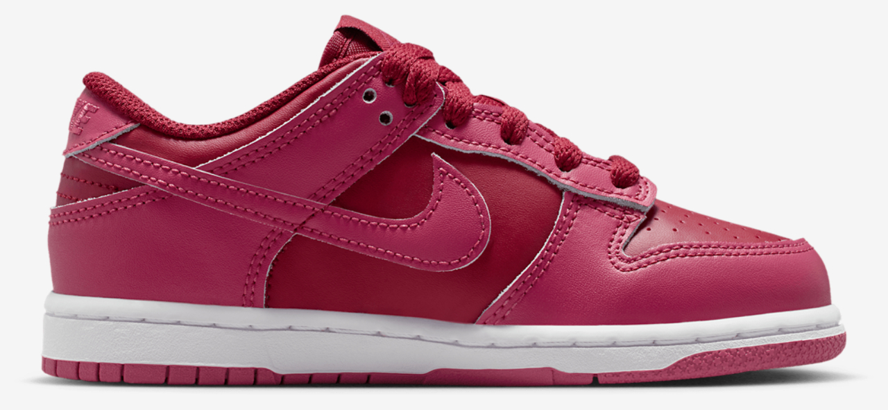 Nike Dunk Low Image 1 of 5. Tap to open photo gallery.