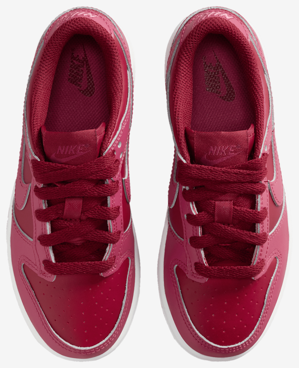 Nike Dunk Low Image 4 of 5. Tap to open photo gallery.