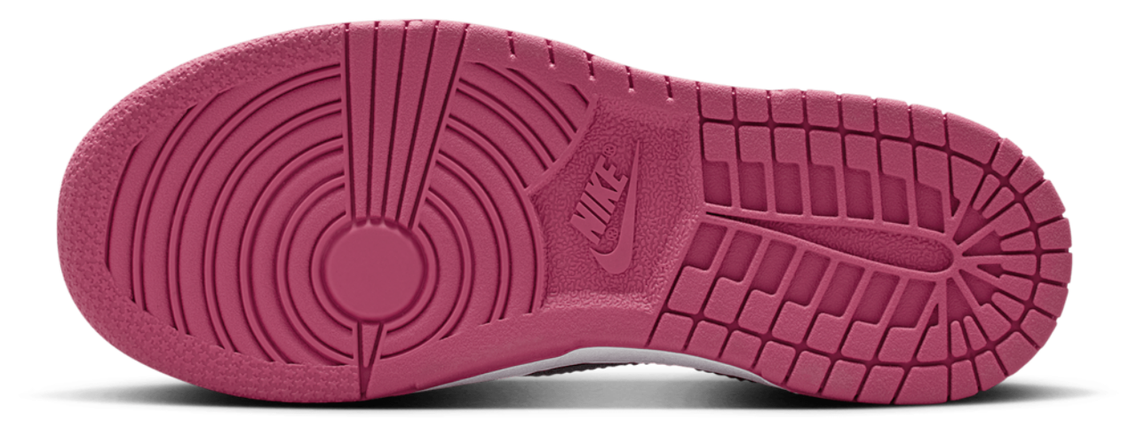Nike Dunk Low Image 5 of 5. Tap to open photo gallery.