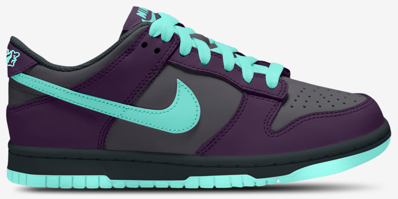 Nike Dunk Low Image 1 of 4. Tap to open photo gallery.