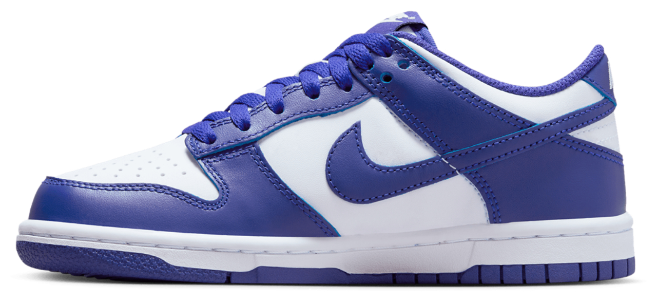 Nike Dunk Low Image 2 of 8. Tap to open photo gallery.