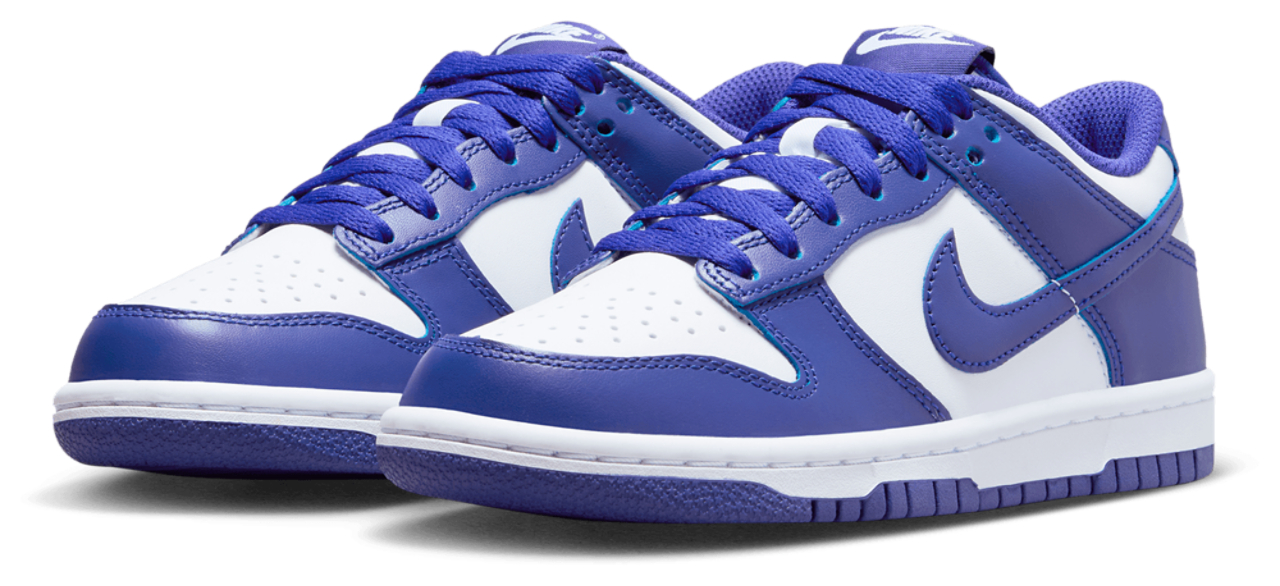 Nike Dunk Low Image 6 of 8. Tap to open photo gallery.