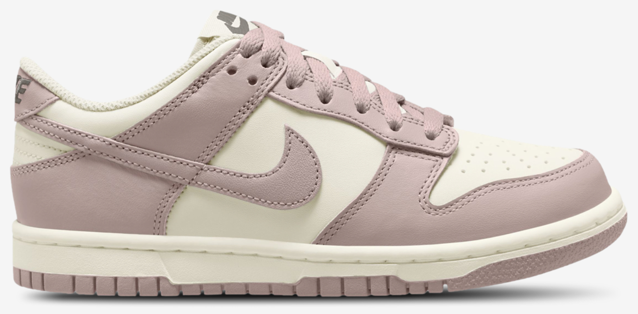 Nike Dunk Low Image 1 of 4. Tap to open photo gallery.