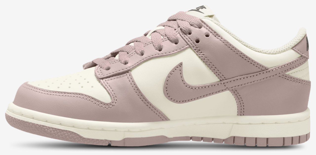 Nike Dunk Low Image 2 of 4. Tap to open photo gallery.