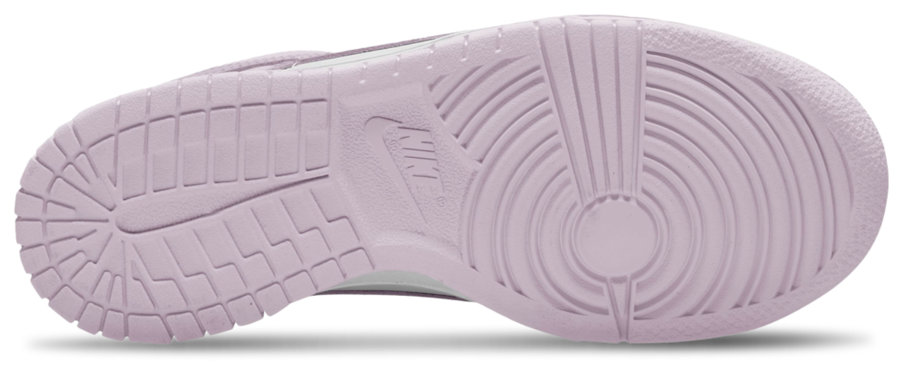 Nike Dunk Low Image 4 of 4. Tap to open photo gallery.