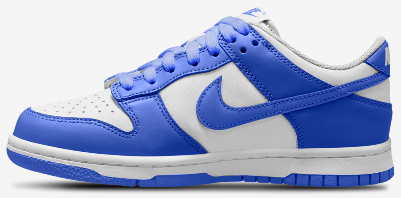 Nike Dunk Low Image 2 of 4. Tap to open photo gallery.