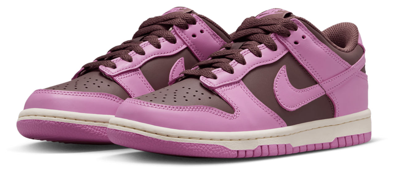 Nike Dunk Low Image 6 of 8. Tap to open photo gallery.