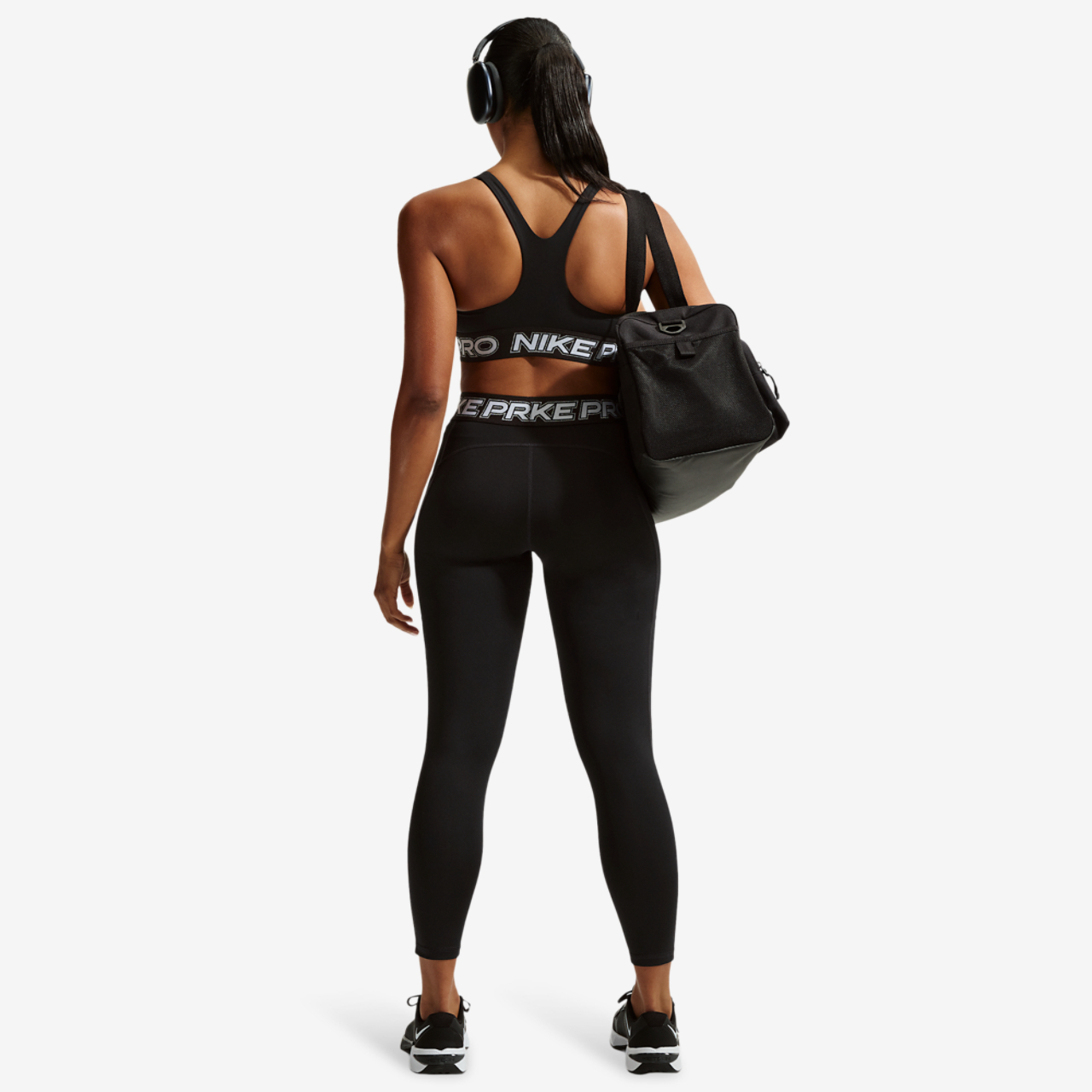 Nike Pro Mid Rise 7/8 Tight Image 4 of 4. Tap to open photo gallery.