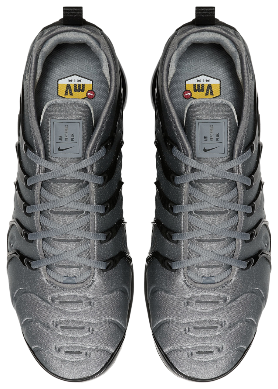 Nike Air Vapormax Plus Image 4 of 5. Tap to open photo gallery.