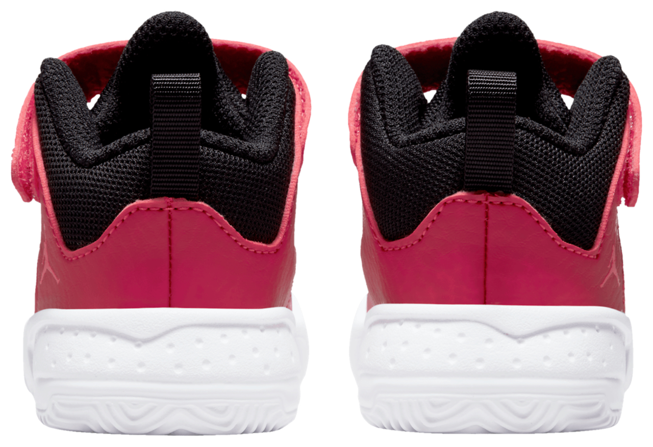 Jordan Max Aura 3 Image 3 of 5. Tap to open photo gallery.