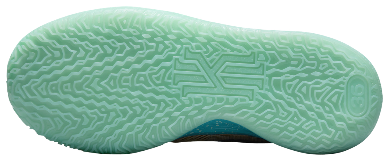 Nike Kyrie 7  Image 5 of 5. Tap to open photo gallery.