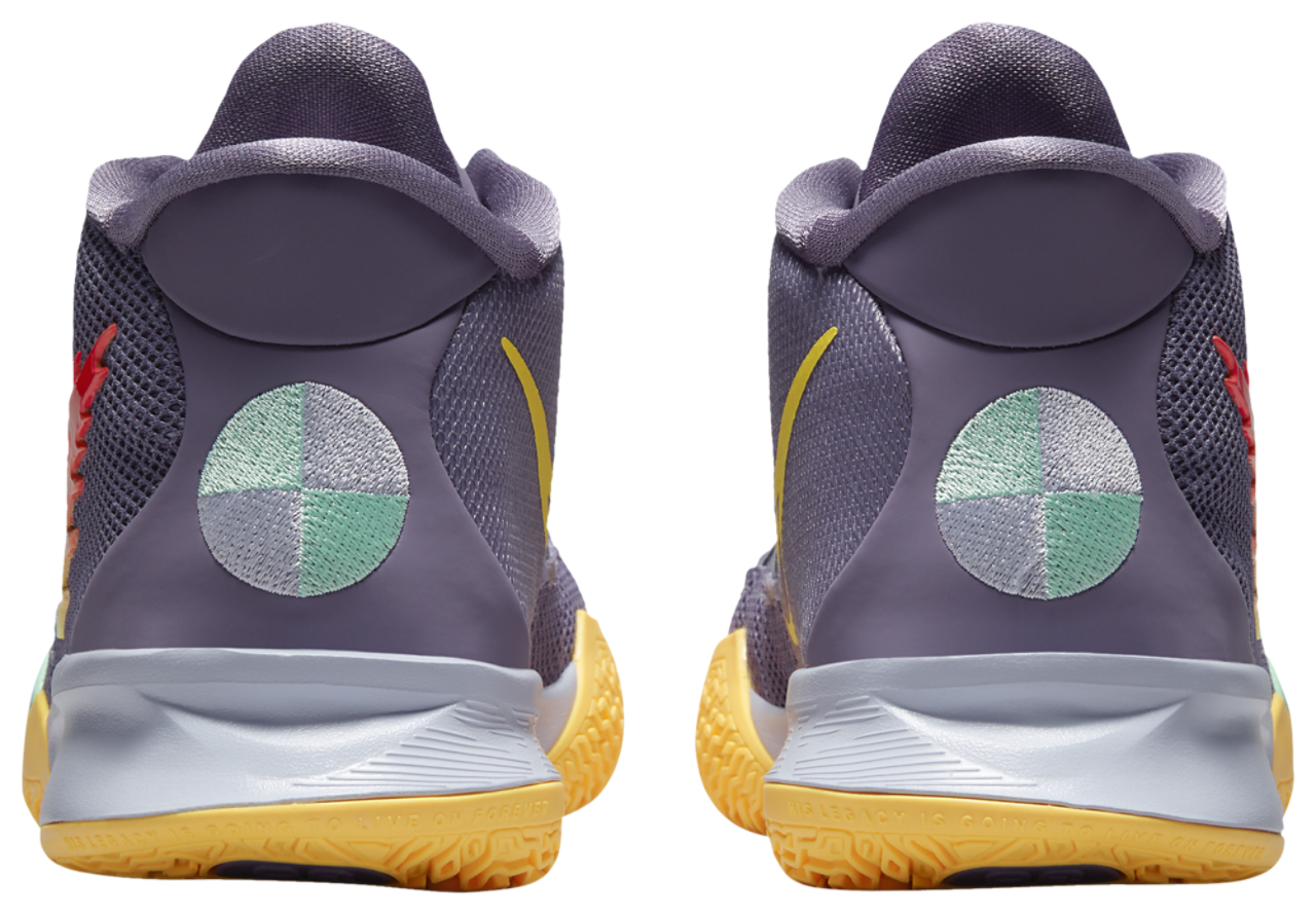 Nike Kyrie 7  Image 3 of 5. Tap to open photo gallery.
