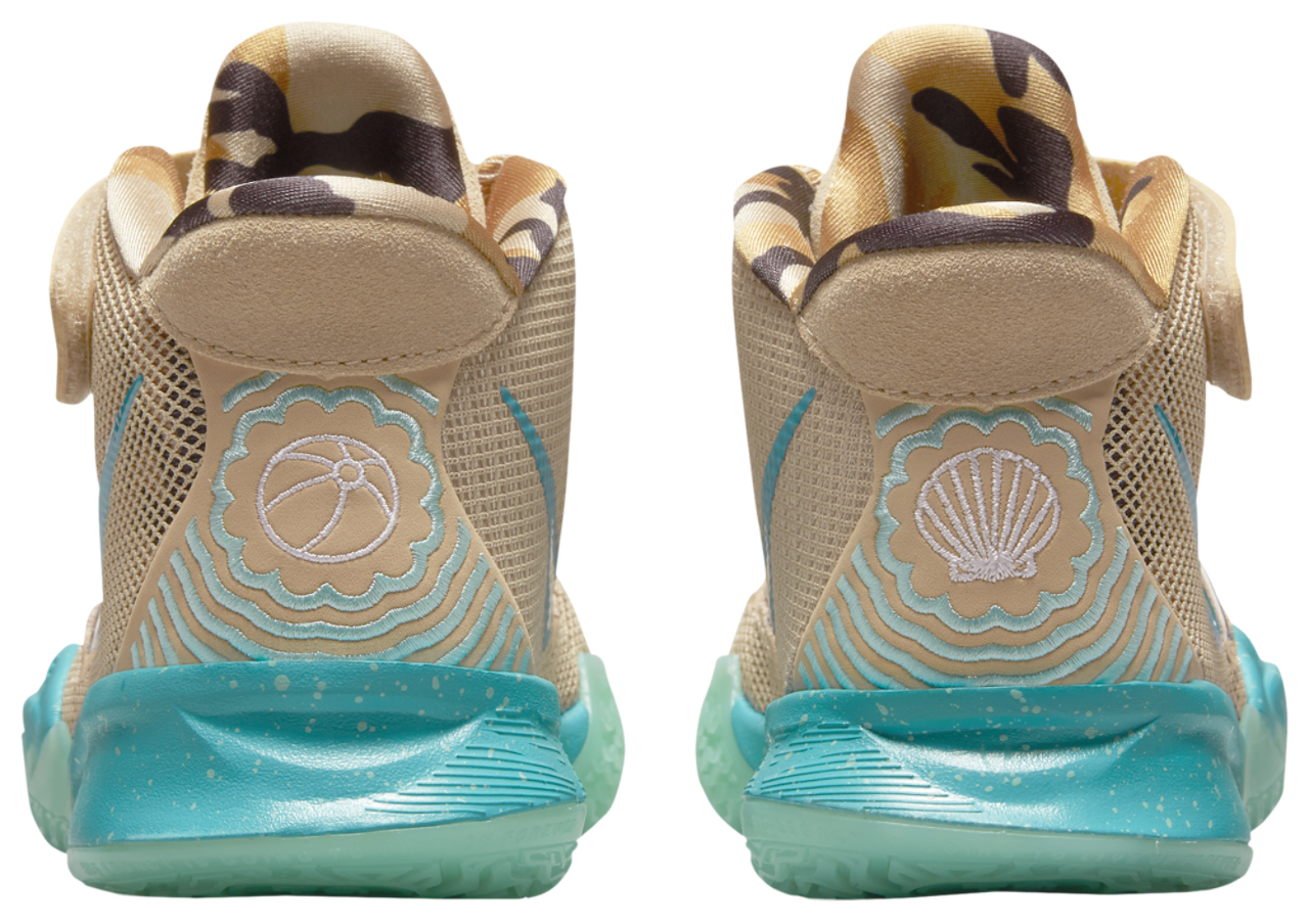 Nike Kyrie 7  Image 3 of 5. Tap to open photo gallery.