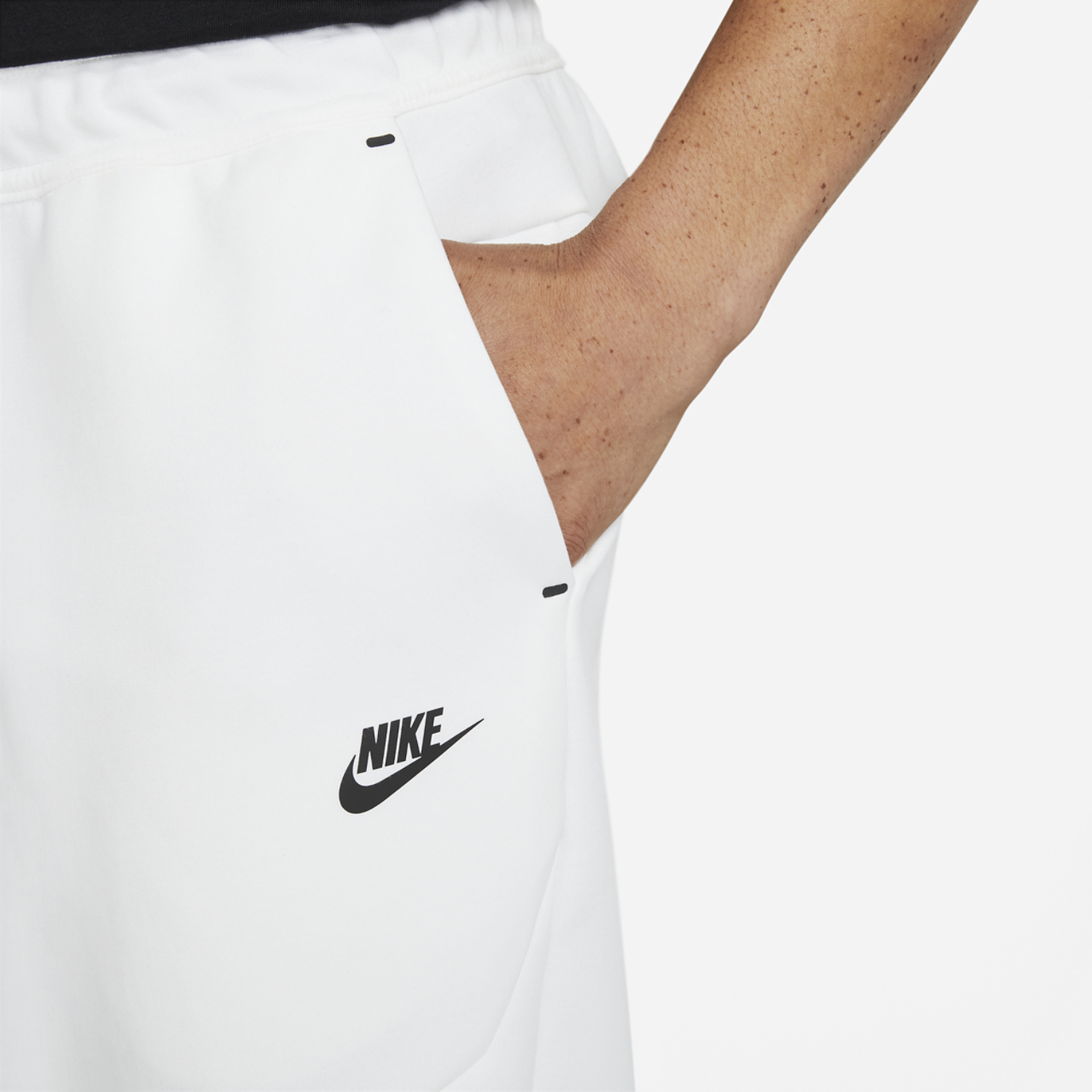 Nike Tech Fleece Joggers Image 6 of 9. Tap to open photo gallery.