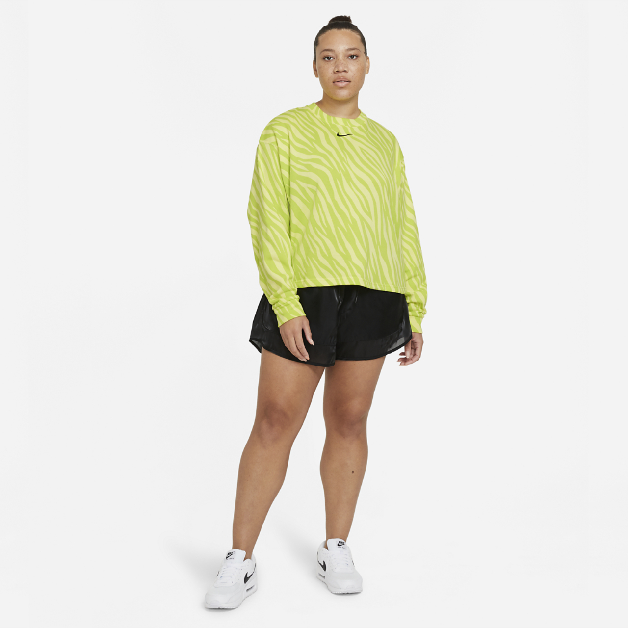 Nike Plus Size Icon Clash Fleece Crew AOP Image 4 of 4. Tap to open photo gallery.