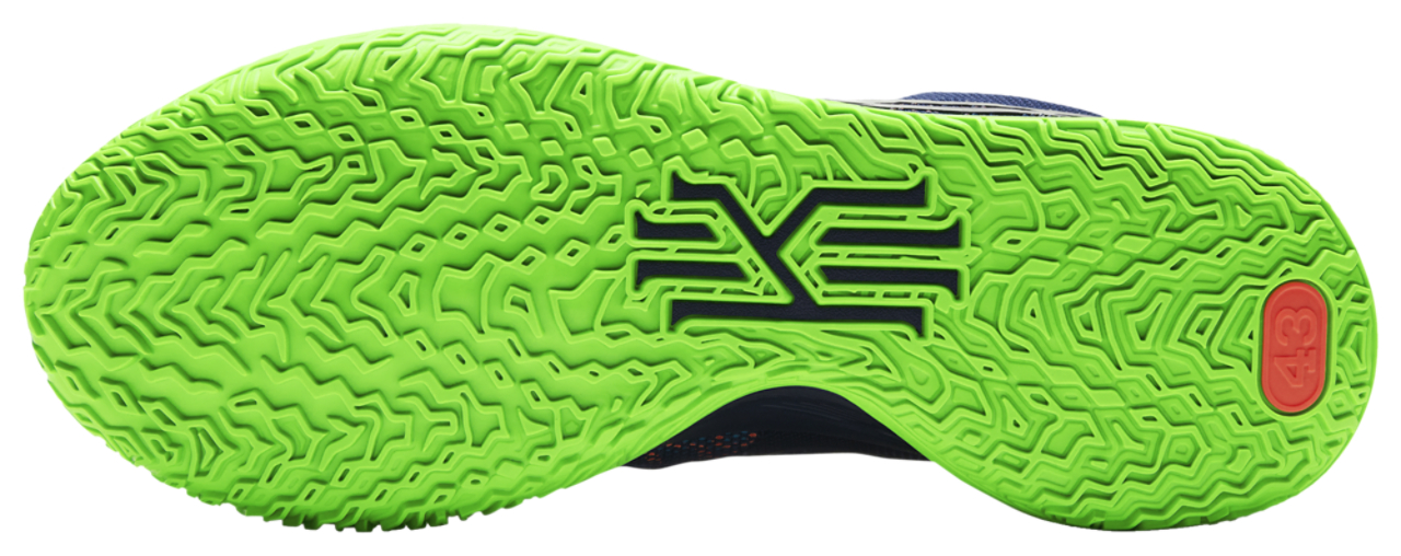 Nike Kyrie 7 Image 5 of 5. Tap to open photo gallery.