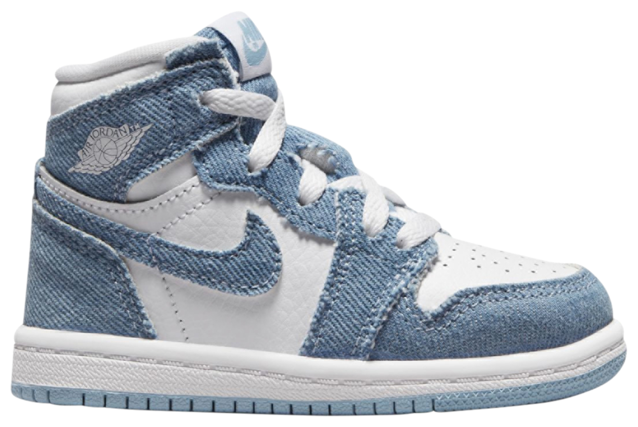 Jordan Retro 1 High OG Image 1 of 5. Tap to open photo gallery.