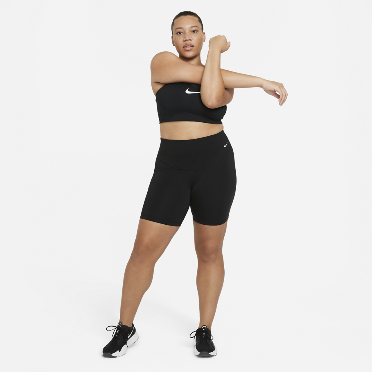 Nike Plus Size One MR 7" Tights 2.0 Image 7 of 7. Tap to open photo gallery.
