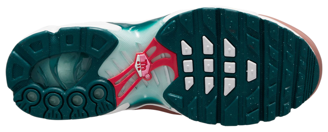 Nike NIKE AIR MAX PLUS キッズスニーカー 20㎝ Nike Air Max Plus Big Kids' Shoes. Nike JP