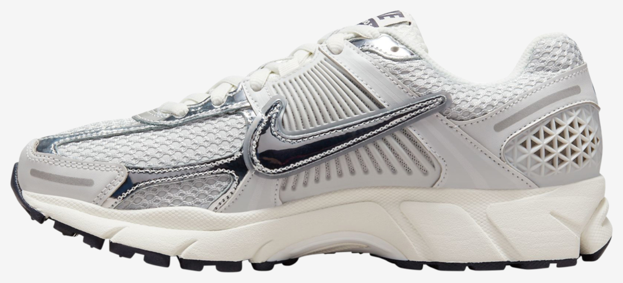 Nike Zoom Vomero 5 Image 3 of 6. Tap to open photo gallery.