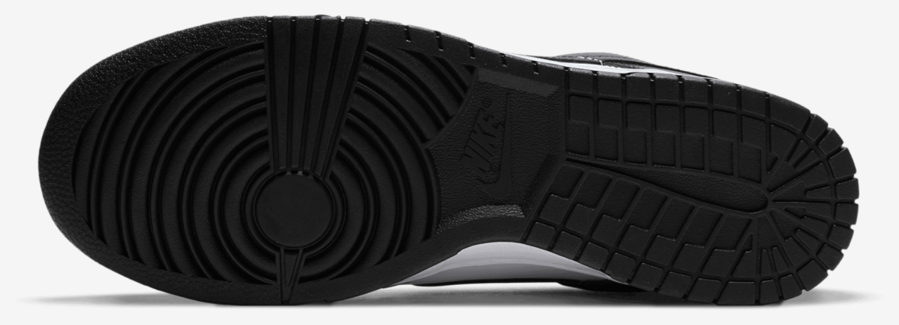 Nike Dunk Low Retro Image 5 of 10. Tap to open photo gallery.