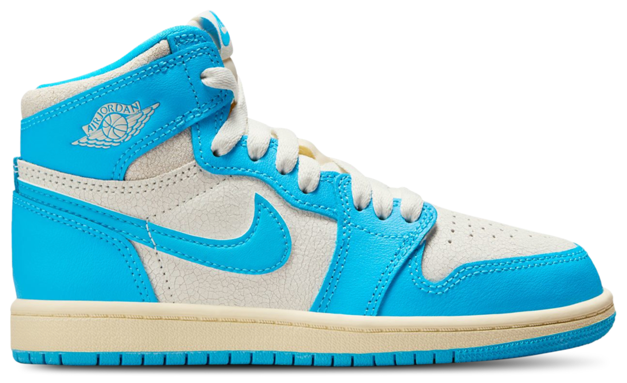 Jordan Retro 1 High OG Image 1 of 5. Tap to open photo gallery.