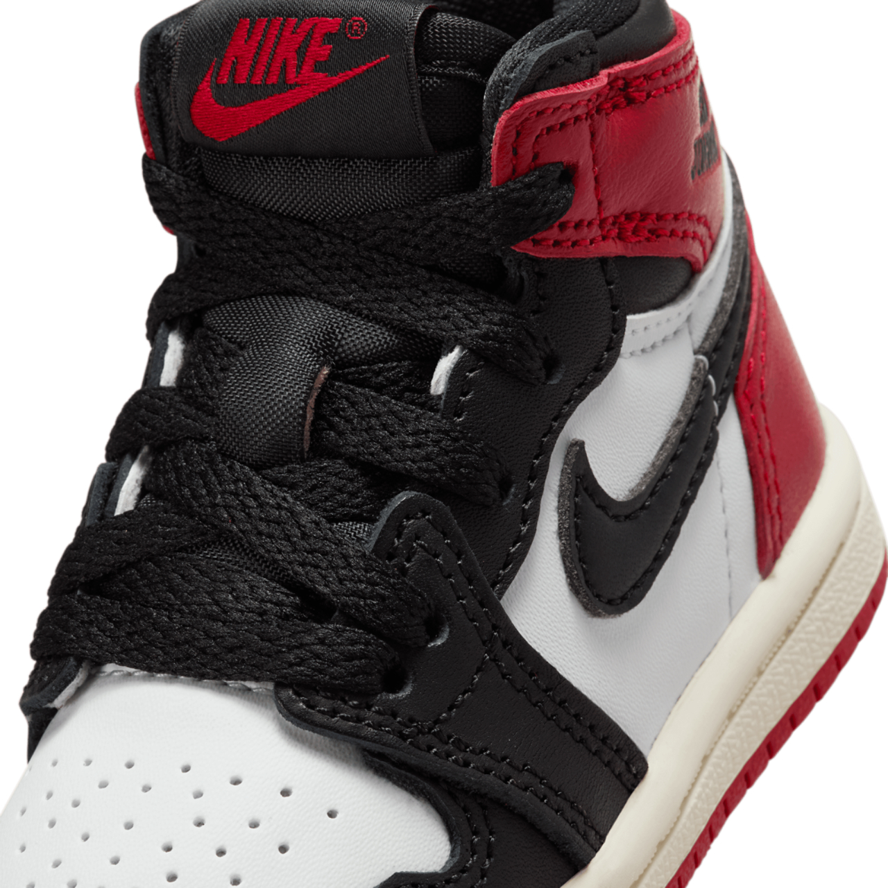 Jordan Retro 1 High OG | Foot Locker