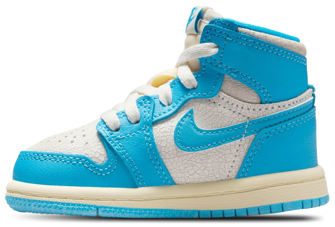 Jordan Retro 1 High OG Image 2 of 5. Tap to open photo gallery.