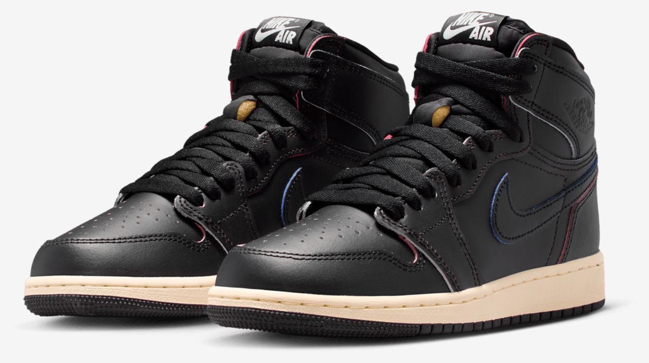 Jordan Retro 1 High OG Image 6 of 8. Tap to open photo gallery.