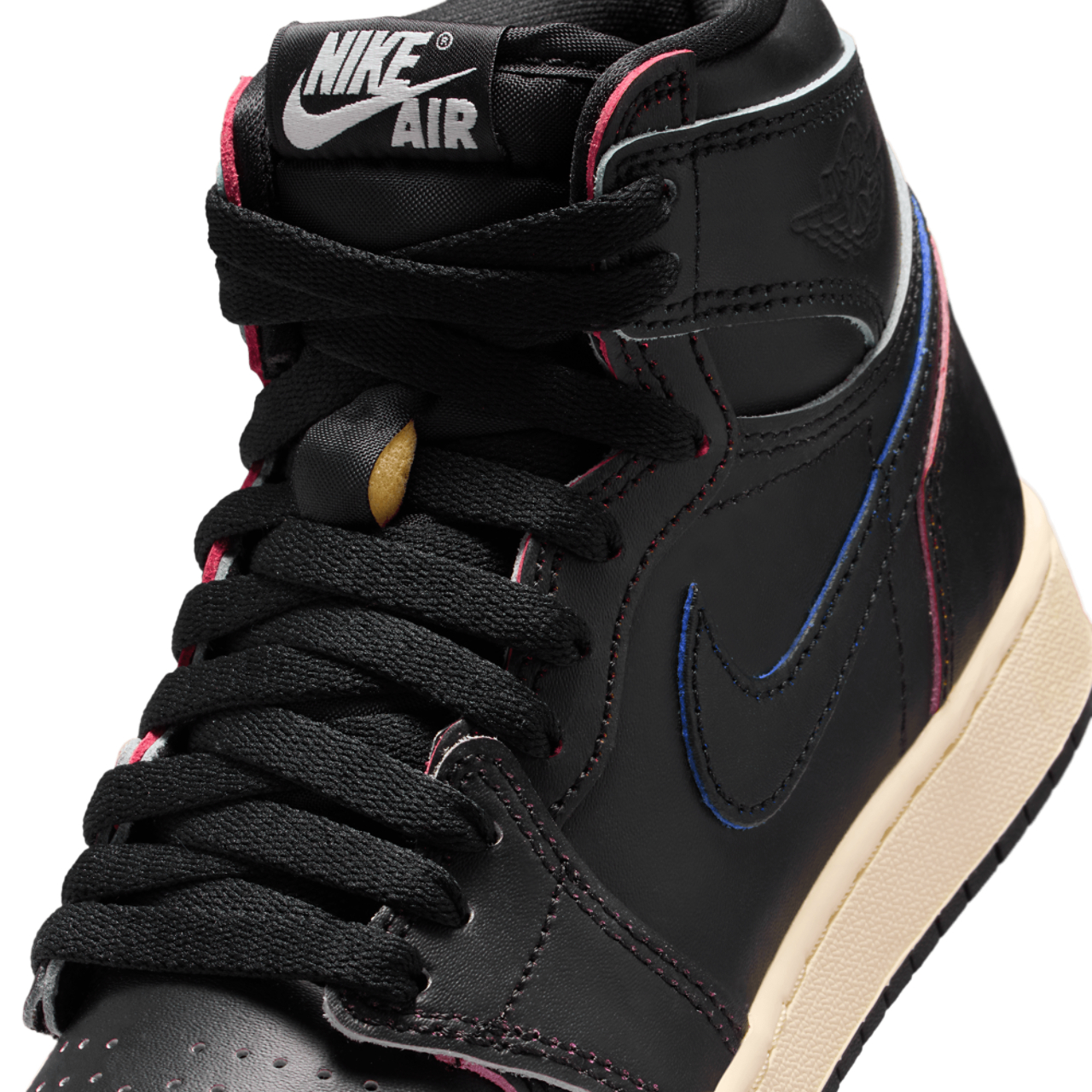 Jordan Retro 1 High OG Image 7 of 8. Tap to open photo gallery.