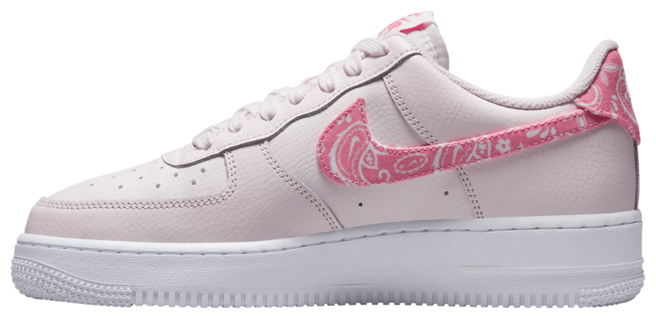 Nike Air Force 1 '07 Image 2 of 5. Tap to open photo gallery.