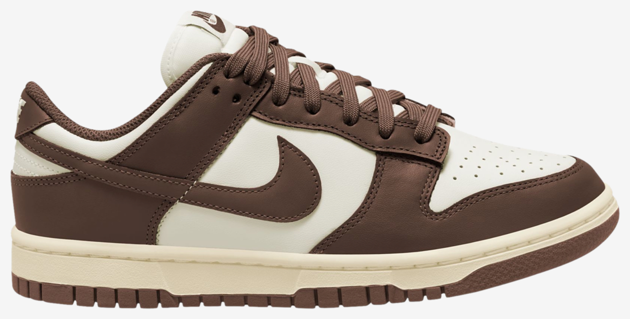 Nike Dunk Low Image 1 of 4. Tap to open photo gallery.