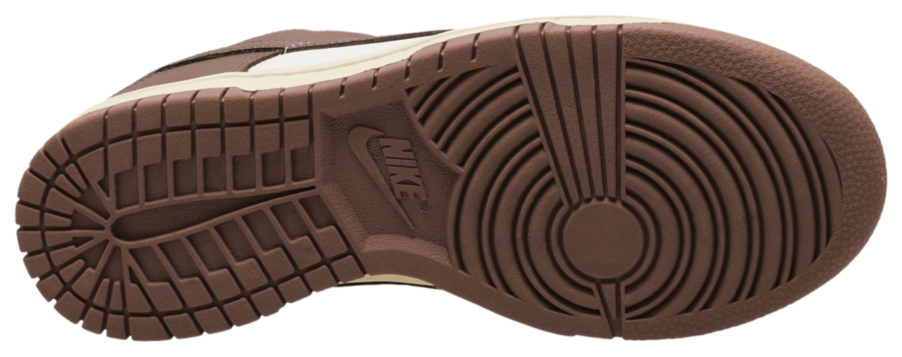 Nike Dunk Low Image 4 of 4. Tap to open photo gallery.