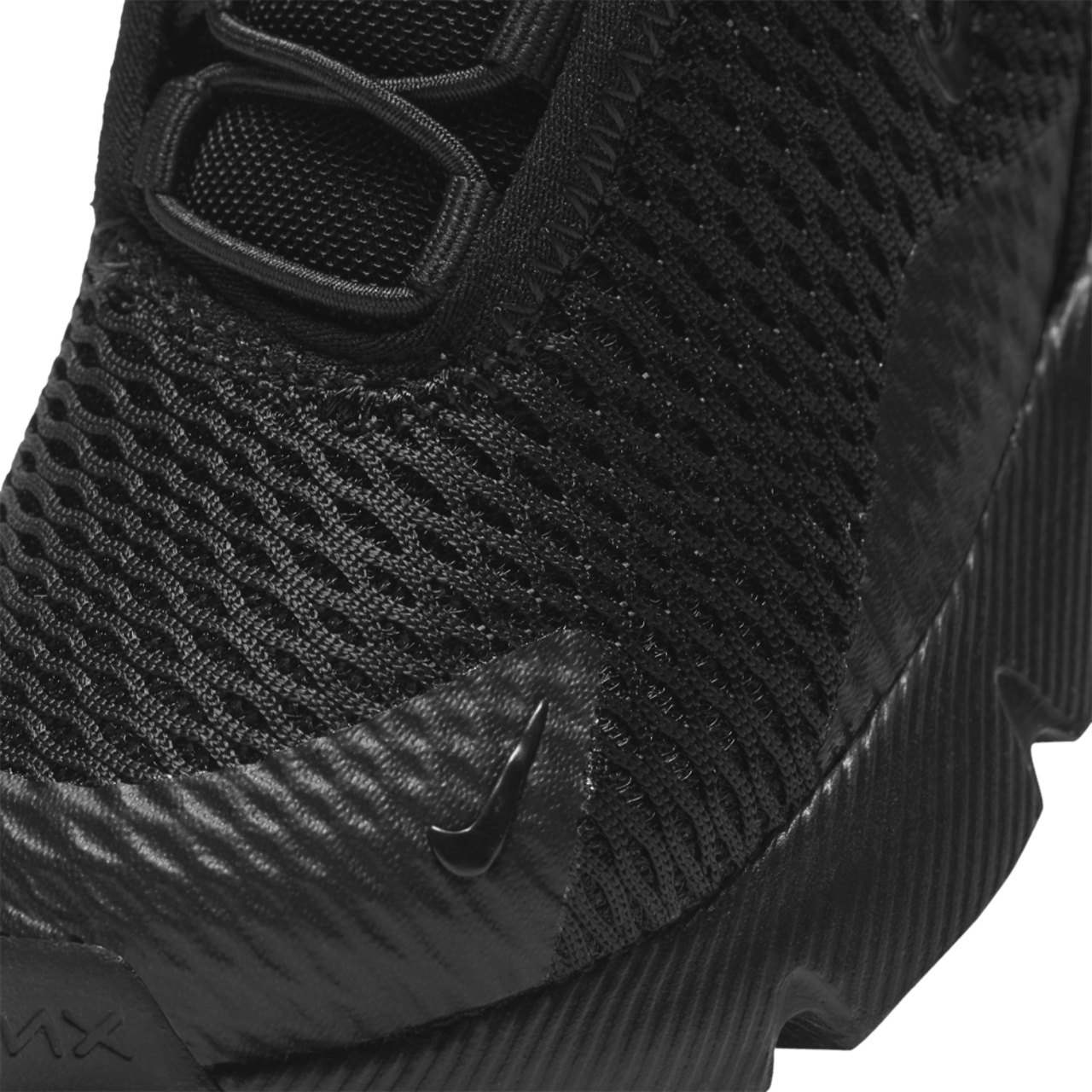 Nike Air Max 270 Image 7 of 7. Tap to open photo gallery.